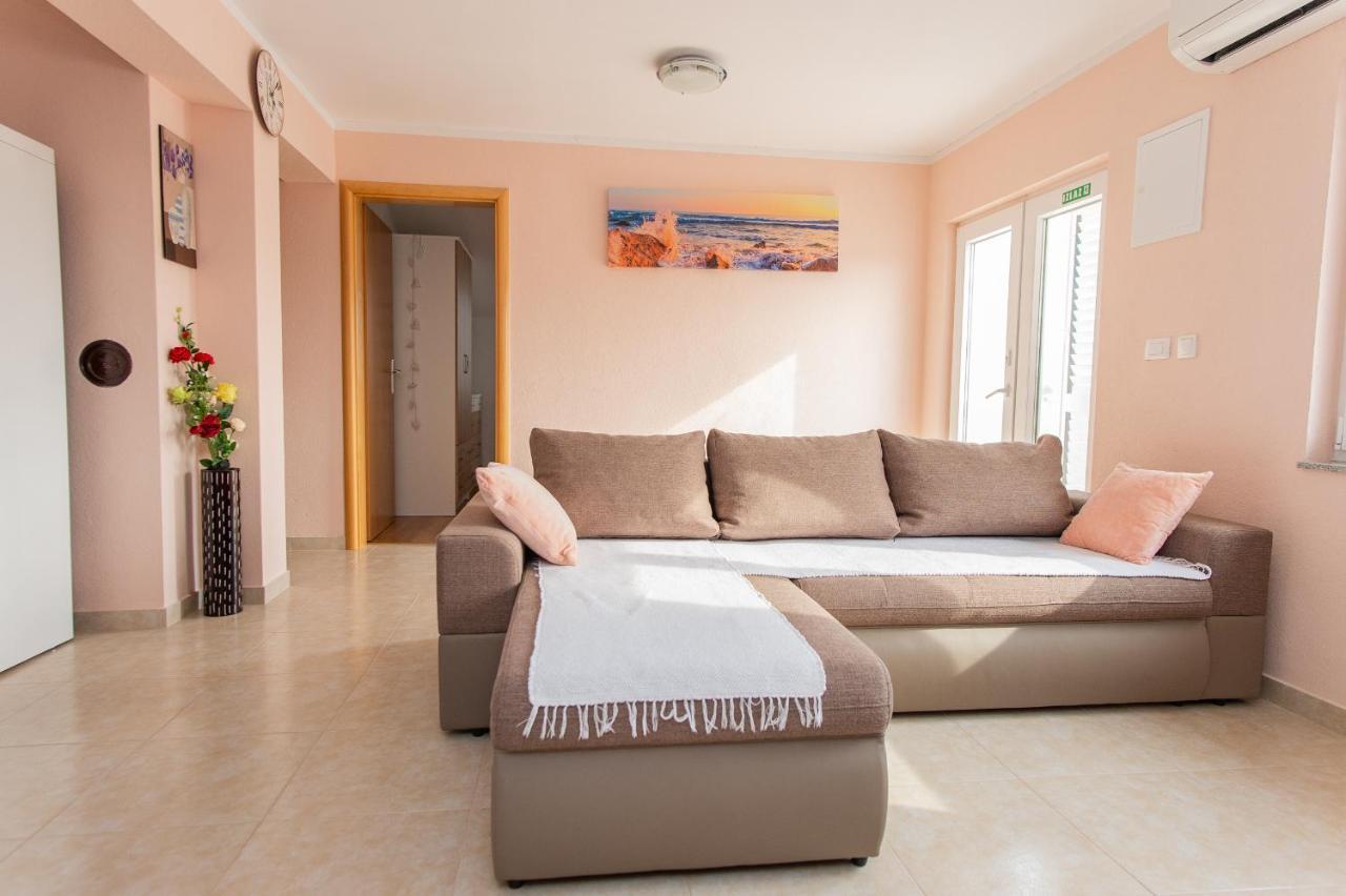 Villa Verbena Mala Cista ภายนอก รูปภาพ